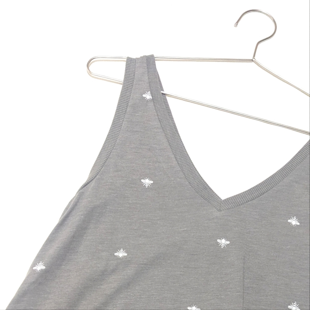Xhilaration | Tank Top | V Neck | Soft | Casual | Flowy | Bumble Bee Print | Y2K - Picture 4 of 8